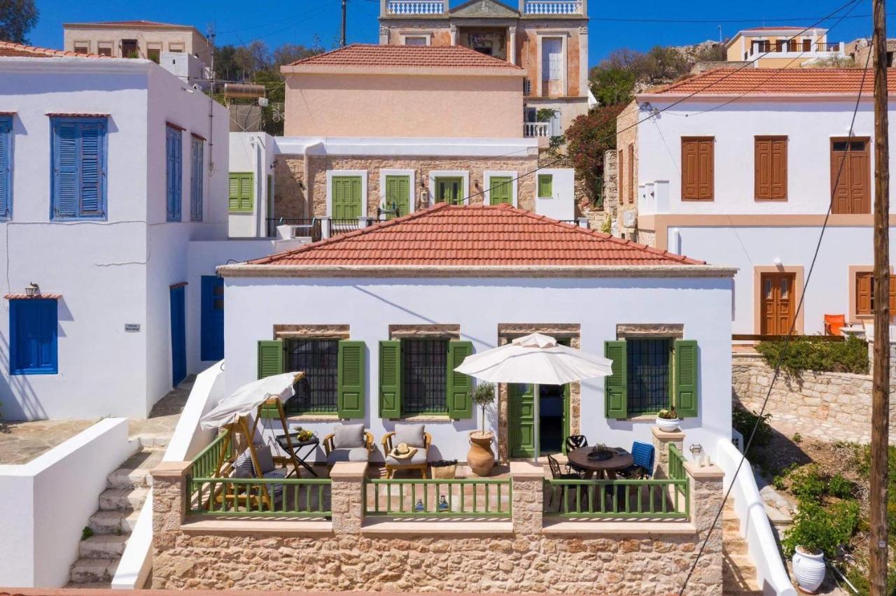 Villa Muse Clio Chalki Town Esterno foto